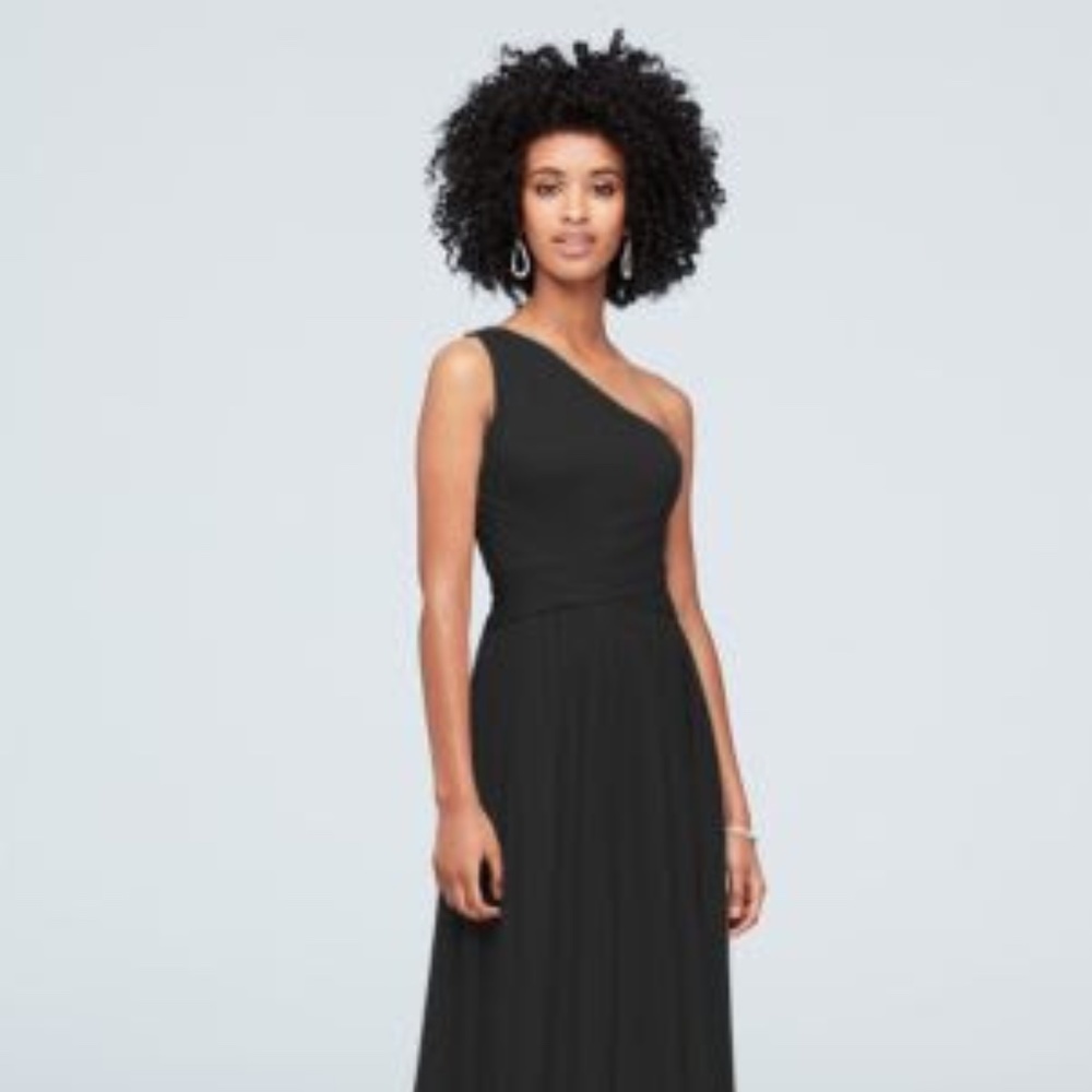 One-Shoulder Mesh Black Bridesmaid Dress